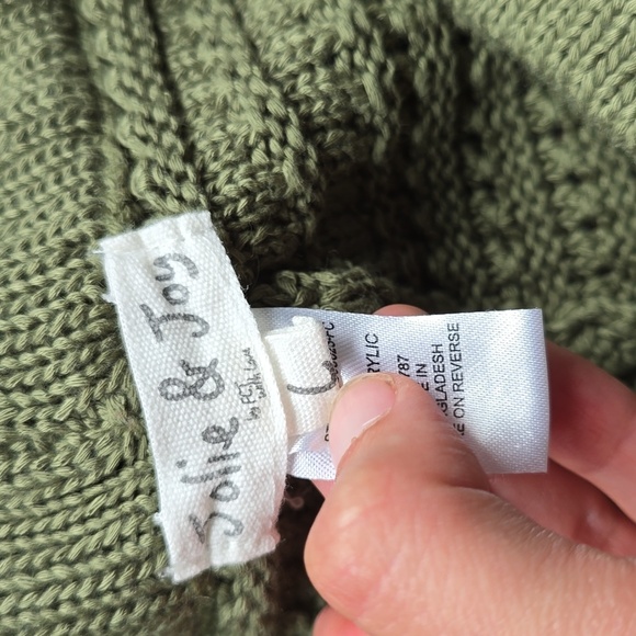 High Waist Green Crochet Shorts with Scalloped Hem - Picture 3 of 4